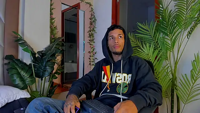 XXX chat uživo modela Thiagoferreti