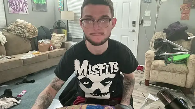 hungkubenski 网络视讯表演