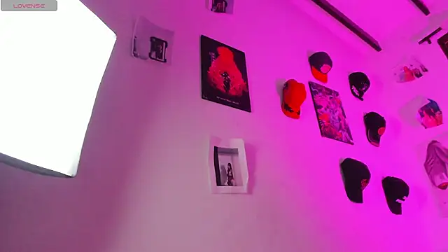 Rihanna_hotx Live XXX-Chat