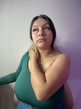 دردشة Miia__Taylor الجنسية المباشرة