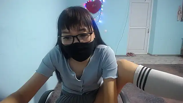 Živý XXX chat elllaaxx