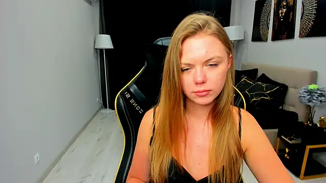 Strawberrye Live XXX-chat