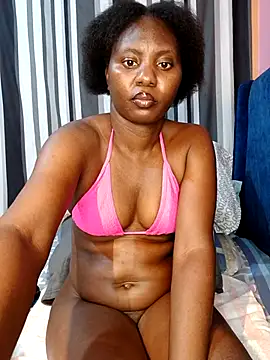 luxusroyce Adlı Modelin Web Kamerası Şovu