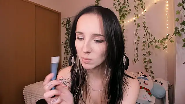 Онлайн чат XXX Viv_Player