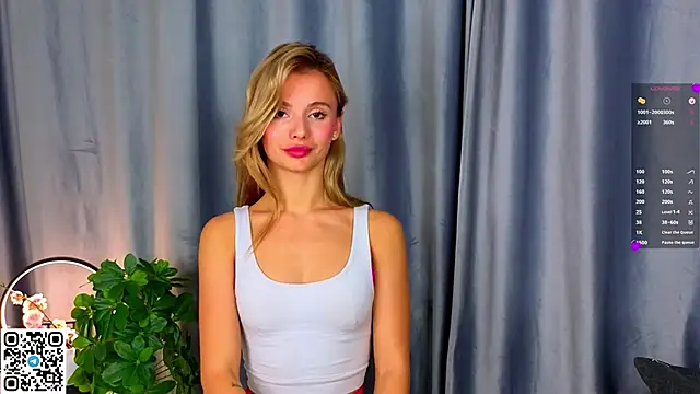 NaughtySeraphine 现场XXX聊天