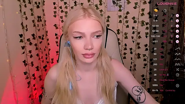 AnyaTaylor_ Live XXX-Chat