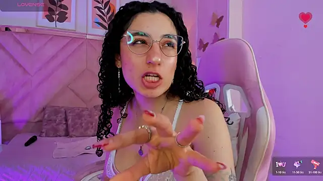 DemiJones_ Live XXX-chat