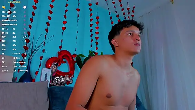 Leo_Savage_ 라이브 XXX 채팅