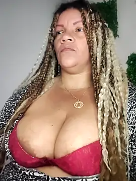 Chatroom XXX en direct de Eva_Luxei