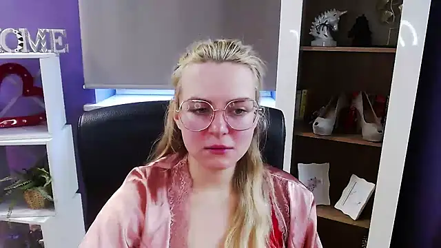 Chat XXX en directo de Zoey_Erotic