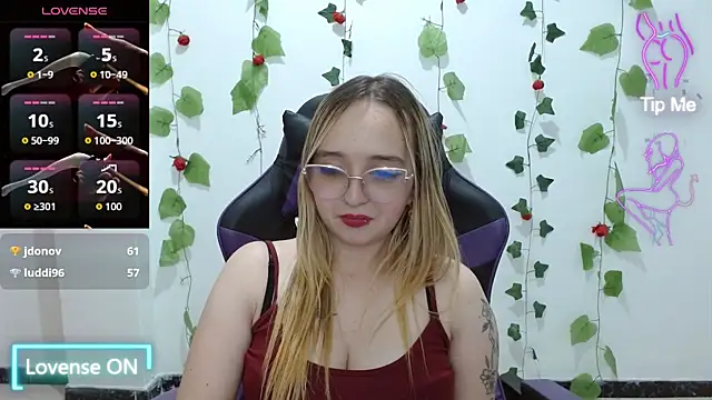 Chatroom XXX en direct de Liaroberts1