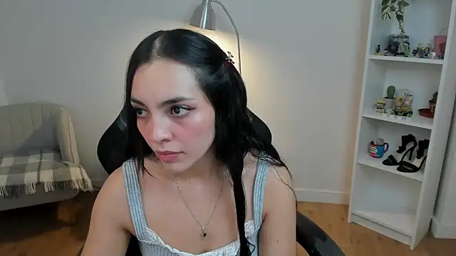 Živý XXX chat _BellaEvans_