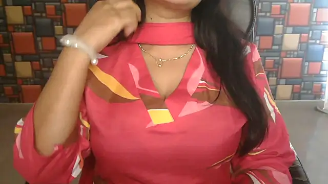 Show modela Yanshi55 na web-kameri