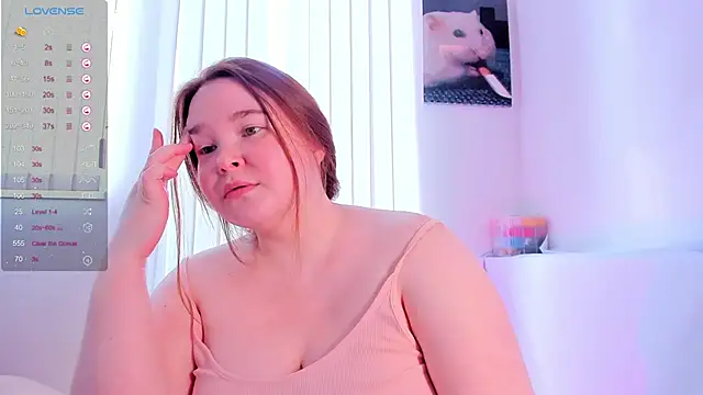 DebbieWoood: онлайн-секс-чат