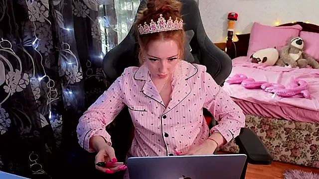 TinaBrook's Live XXX Chat