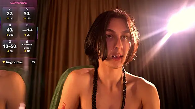 Chatroom XXX en direct de CleoStringer