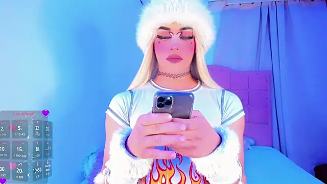 Shiaki_04: διαδικτυακό σόου στην κάμερα