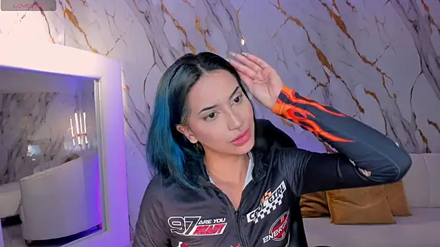 KayraLanne's Live XXX Chat