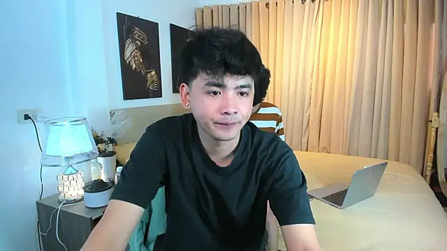 spoiledmycock 网络视讯表演