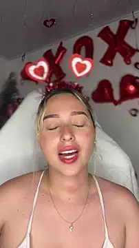 Irisweet_ élő XXX-chatje