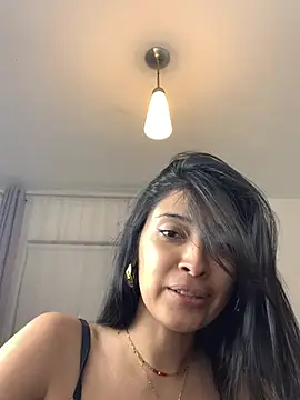 BrigitteVons' Live XXX Chat