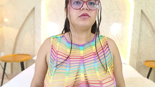 LauraCutte লাইভ XXX চ্যাট