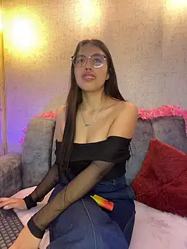 Valk_submissive: онлайн-секс-чат