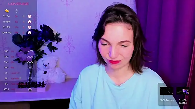 XXX chat uživo modela KindHazelHere_