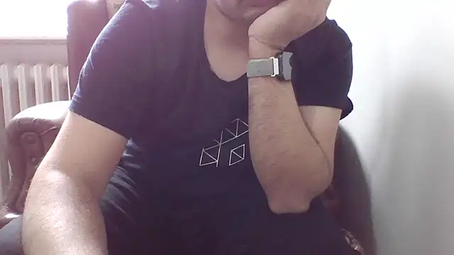 YakisikliSikici 即時 XXX 聊天