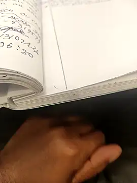 hotboy43339 即時 XXX 聊天