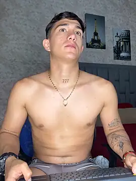 Chat XXX en directo de Alann_Smith_X