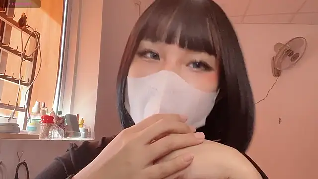 Tieu-May 即時 XXX 聊天