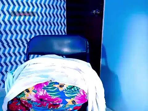 MariannaGotican Webbikameraesitys