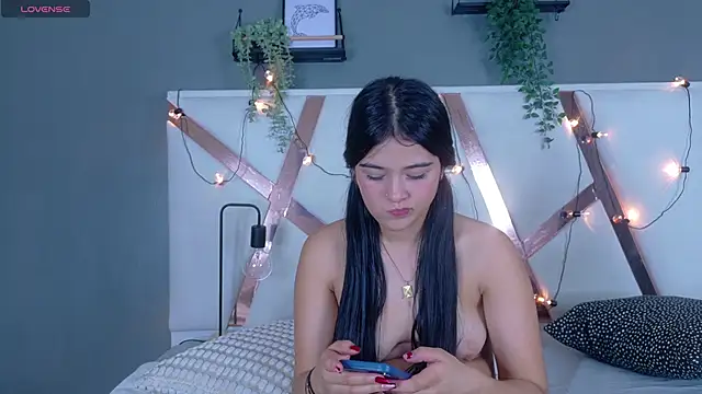 Czat XXX na żywo – EmmaLou__