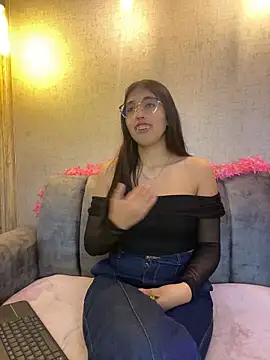 Valk_submissive Chat XXX live