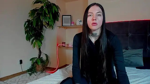 AdrianaCult: онлайн-секс-чат