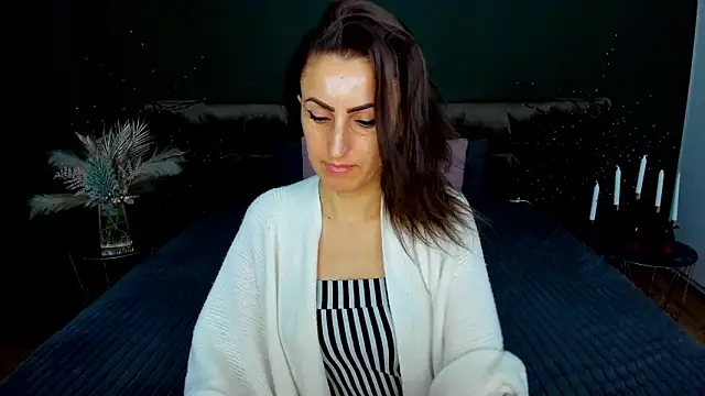 Rebecca_Diamond – Naživo XXX chat