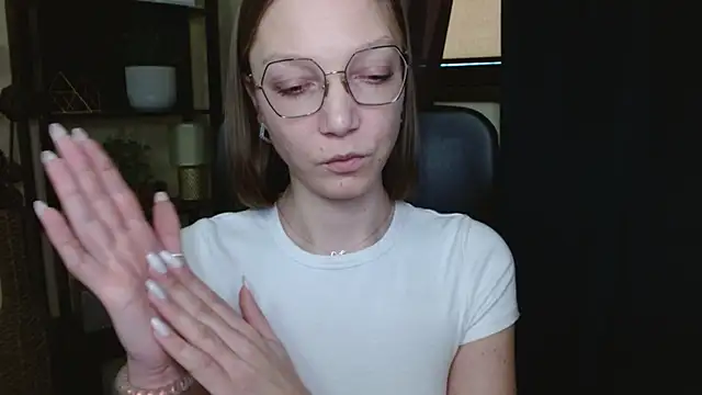 EmillyPlay live XXX chat