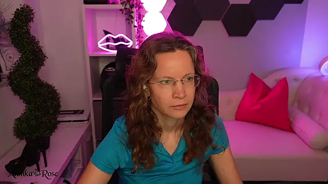 AnnikaRose – Naživo XXX chat