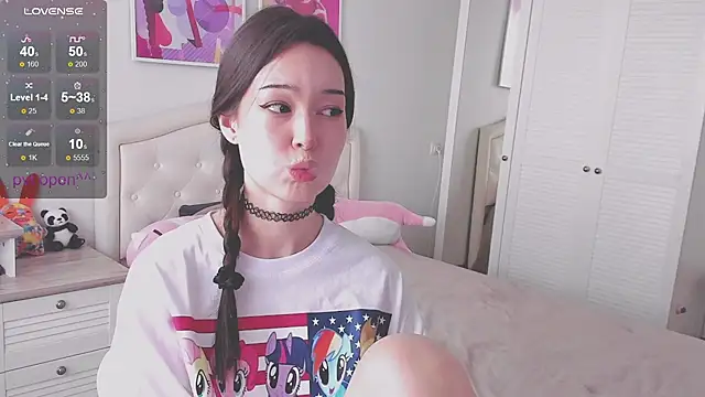 kittenrisha: онлайн-секс-чат