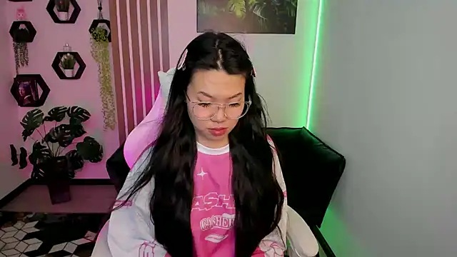 LunaPurrr live XXX chat