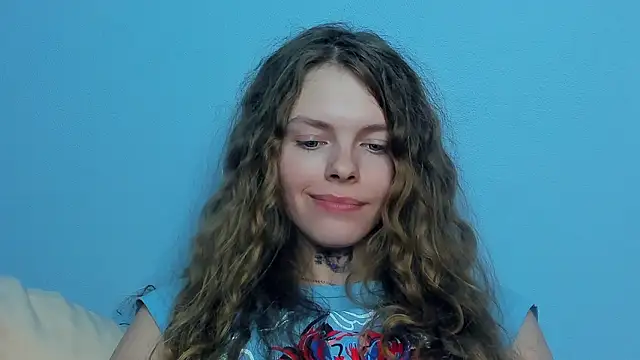 แชท XXX สดของ RayaNenlia