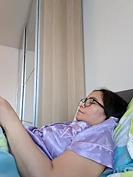 kittybabe69 – Naživo XXX chat