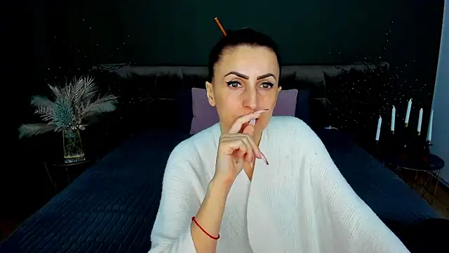 Rebecca_Diamond Adlı Modelin Canlı XXX Sohbeti