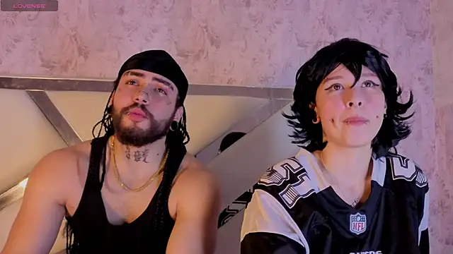 Онлайн чат XXX Benny_and_Mark