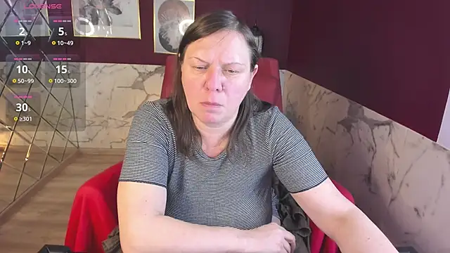 KellyPerfectionのライブXXXチャット