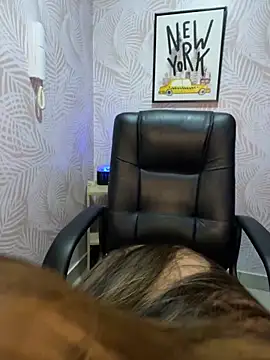 دردشة sexyyykloee الجنسية المباشرة