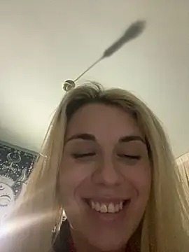 eskarlata255 – Naživo XXX chat