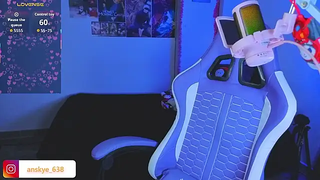 AnngelaSkye – Naživo XXX chat