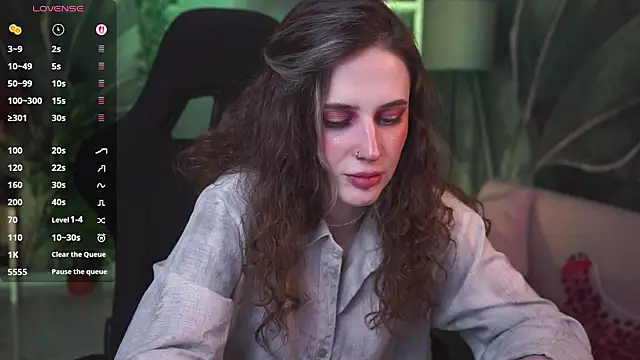 OliviaMcClean 现场XXX聊天